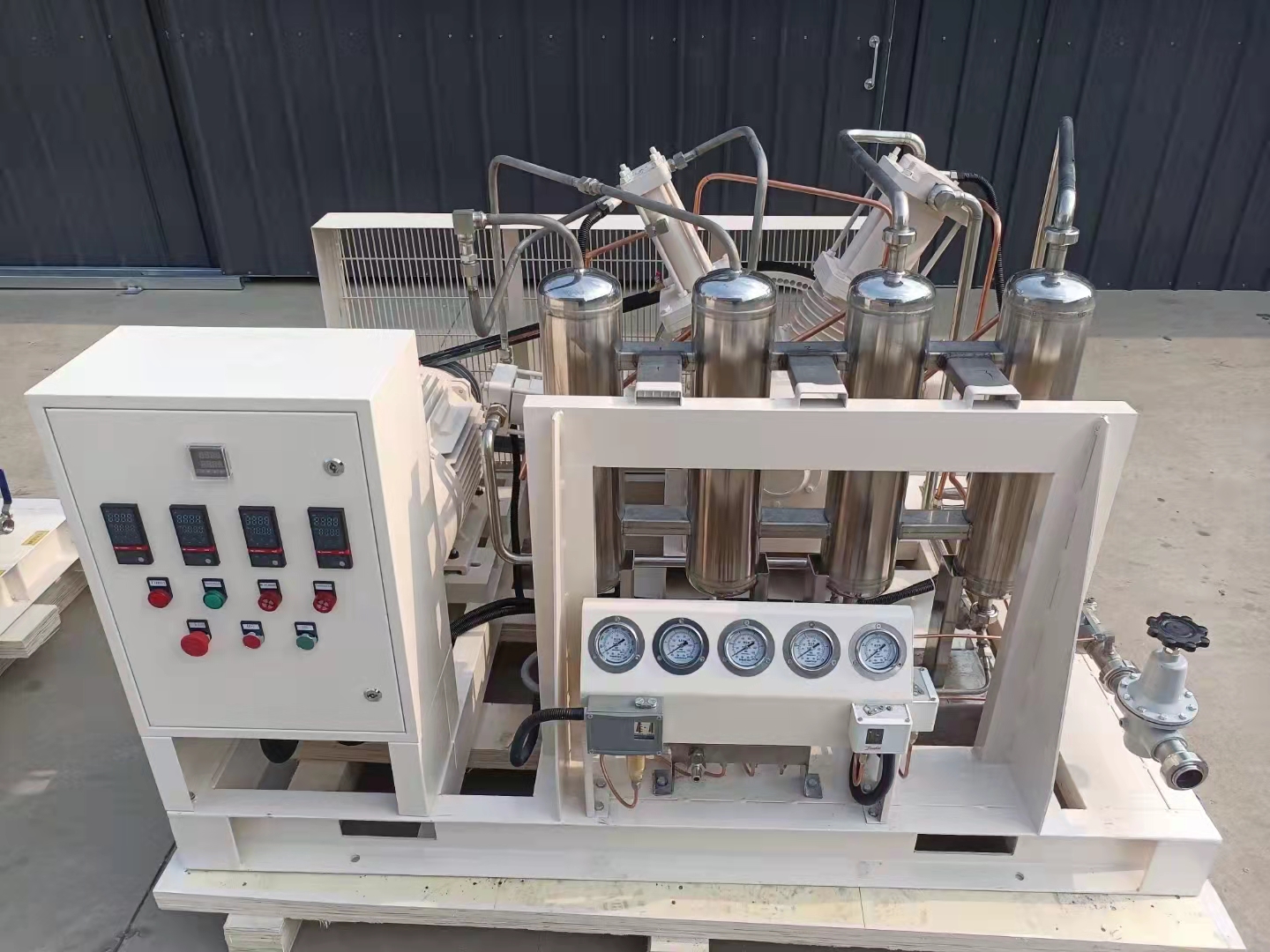 1631325430107969.jpg 728d9ef988845f9dbfcaff9b91b3d82.jpg